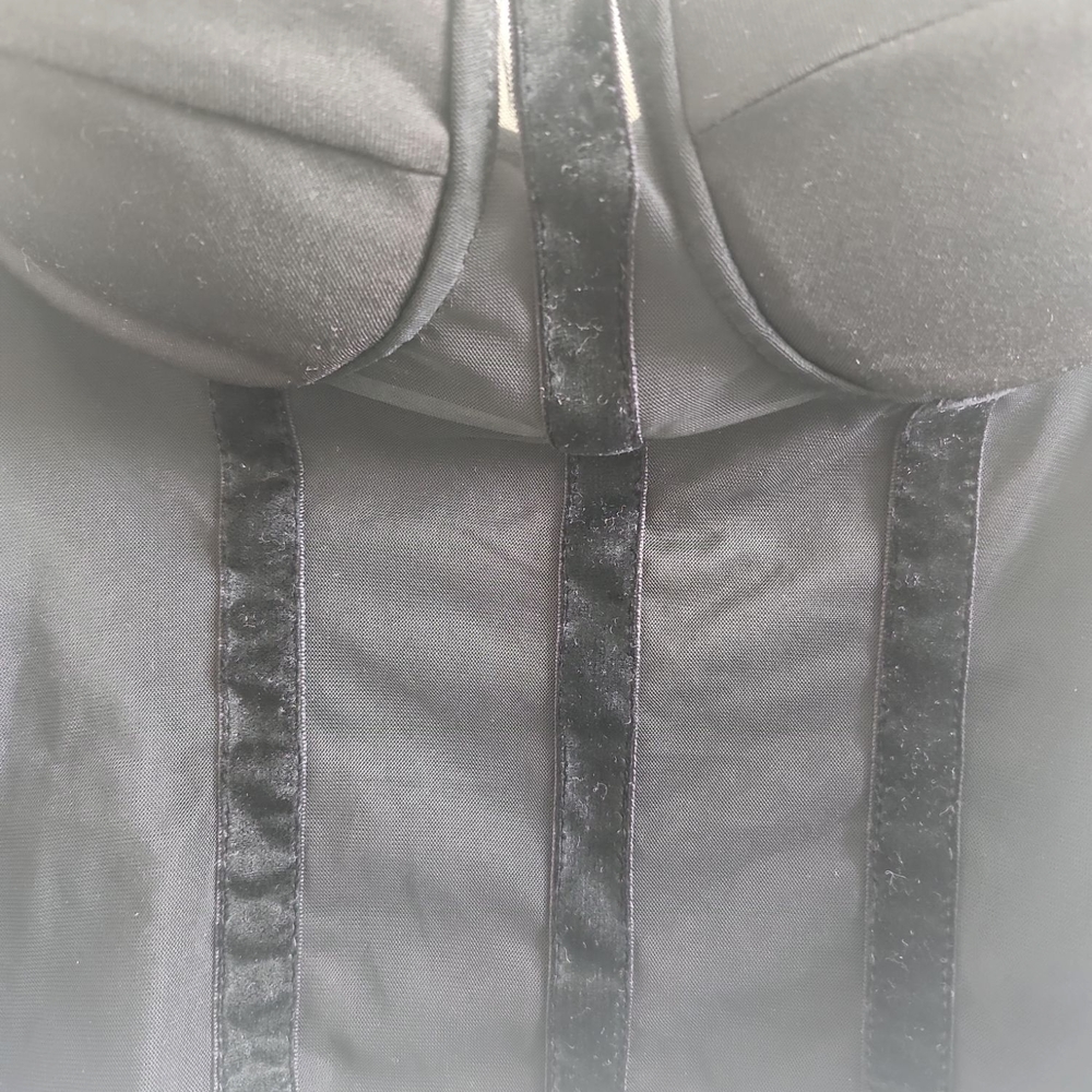 Commense Black Crop Top - Picture 5 of 5